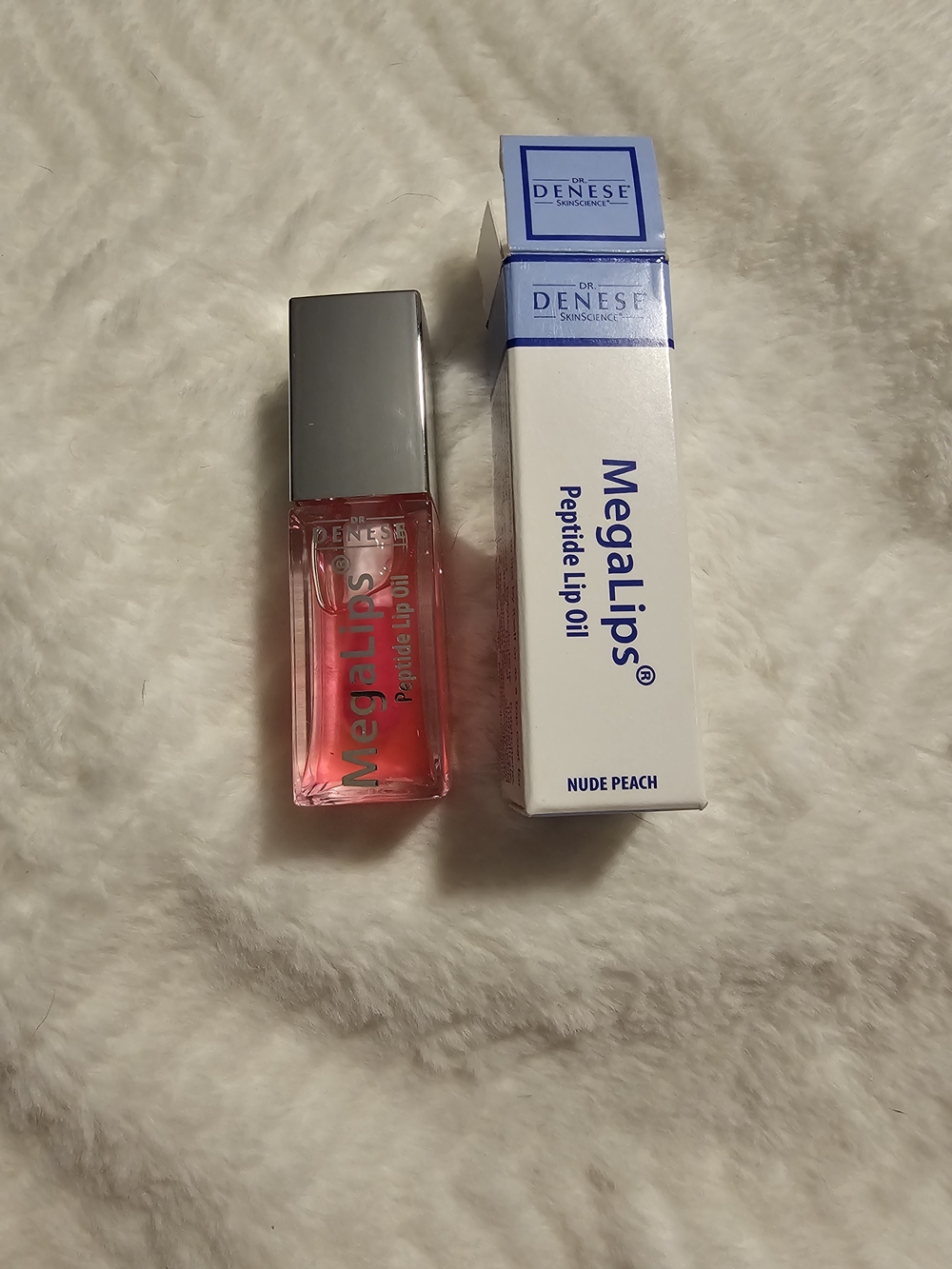Dr. Denese MegaLips Hydrating Peptide Lip Oil - Nude Peach